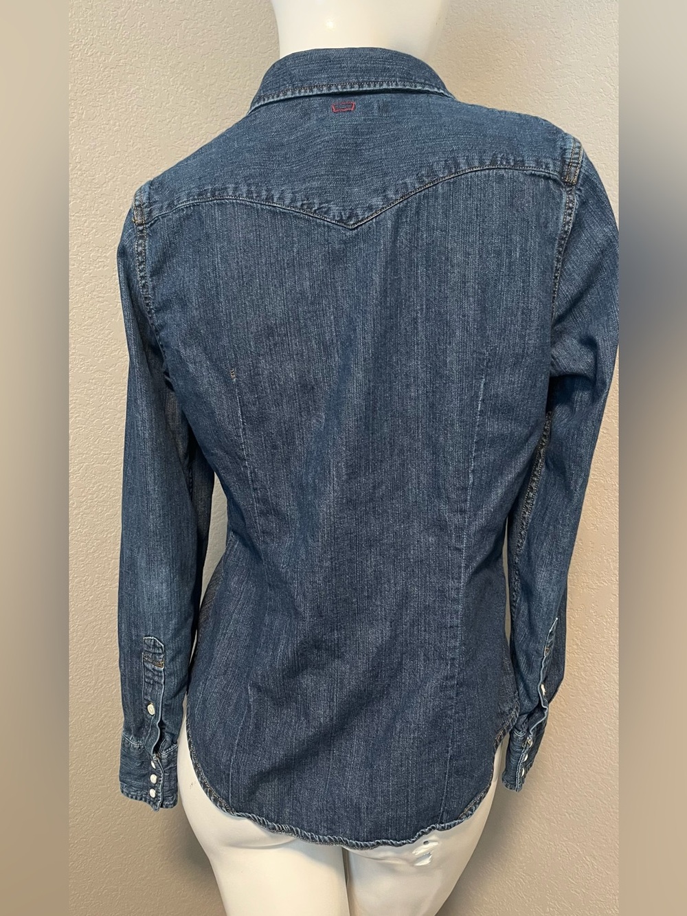 Women’s LEVI”S ICONS REINVENTED Cotton Dark Blue Western Denim Shirt Size M - Picture 6 of 14